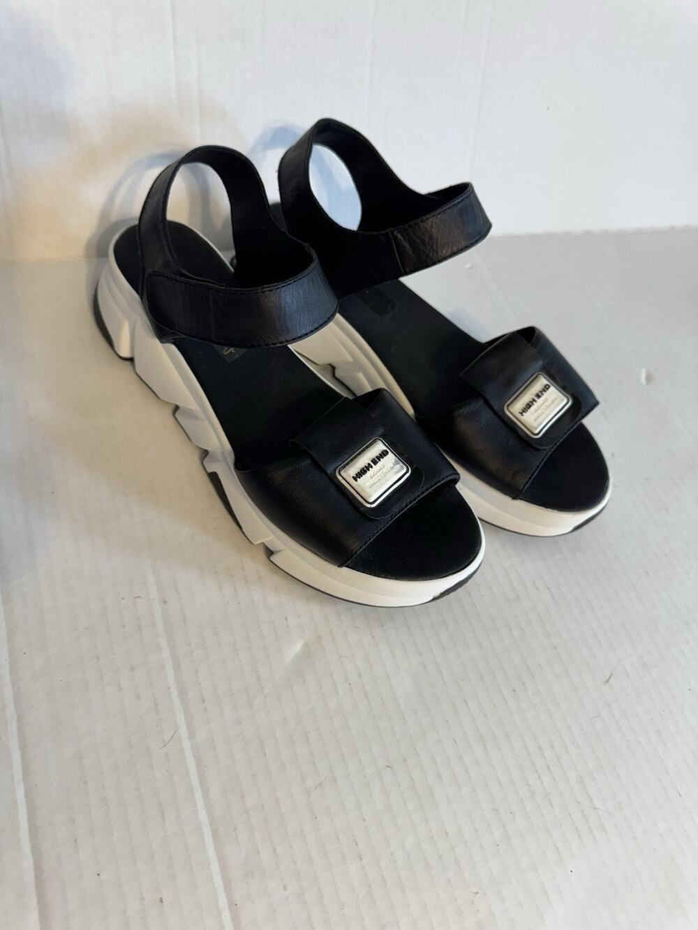 Leoni Black White Leather Strappy Platform Sandals Womens 40 Summer Casual